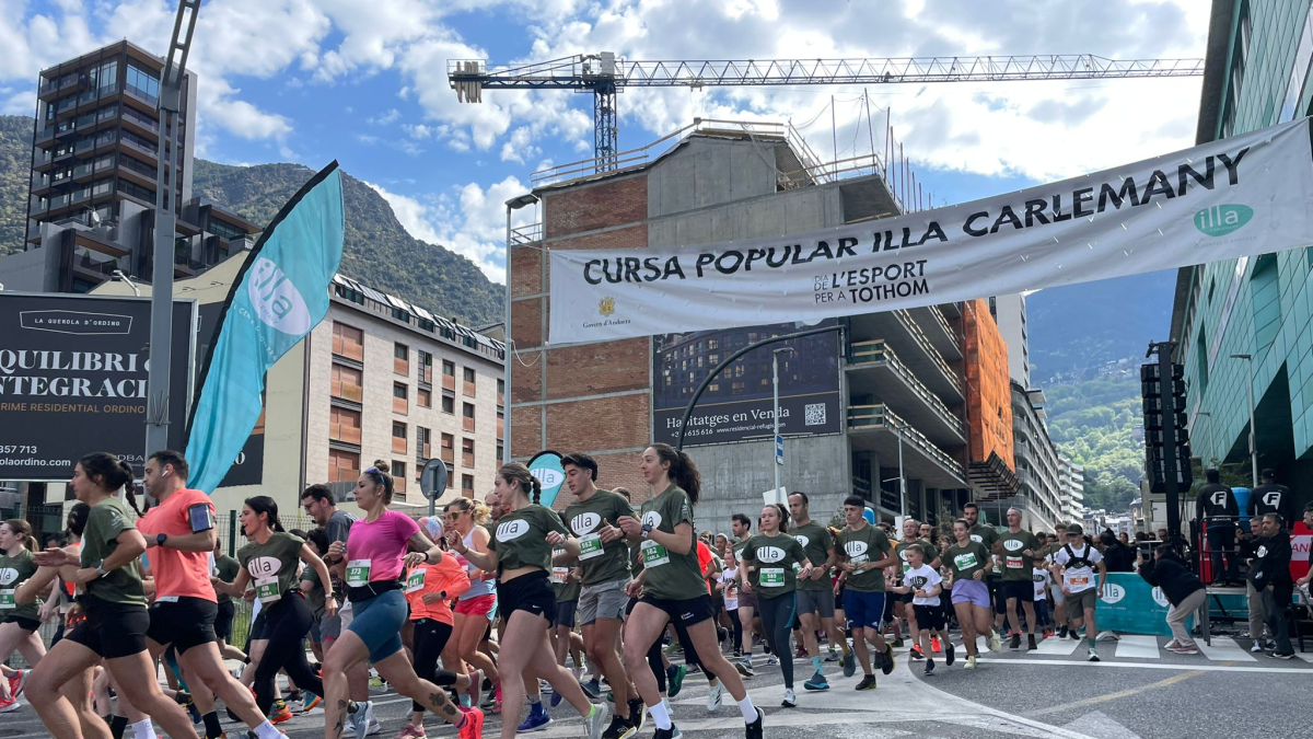 La sortida de la cursa de 5 quilòmetres