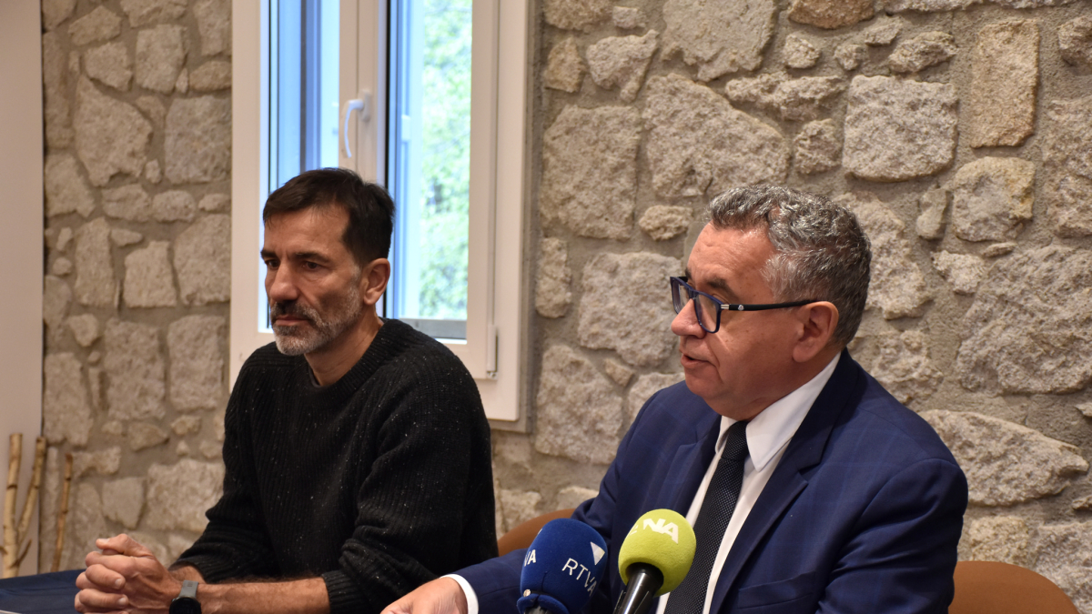 L’investigador Claramunt i el director de FEDA, Moles.