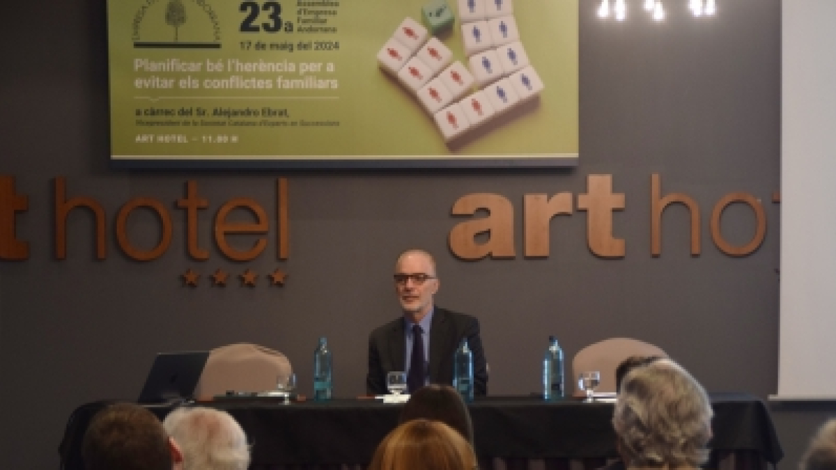 Alejandro Ebrat en la conferència aquest matí