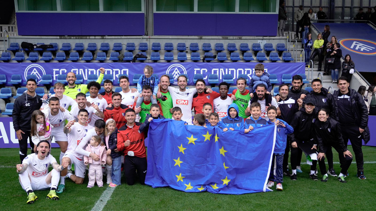 L’Inter Escaldes celebra el bitllet europeu.