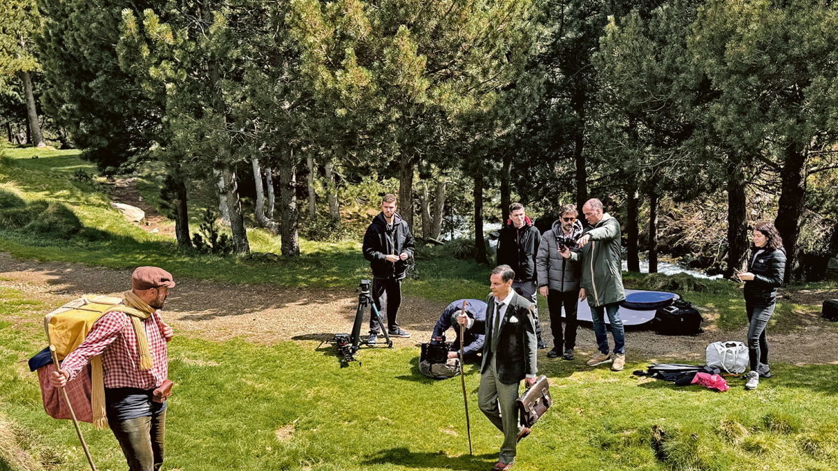 Un moment del rodatge de la pel·lícula documental que es va fer ahir a Ransol.