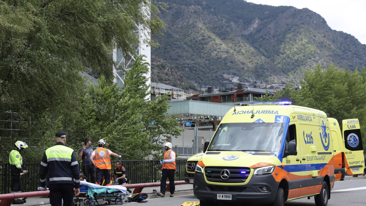 Efectius treballant en el lloc dels fets