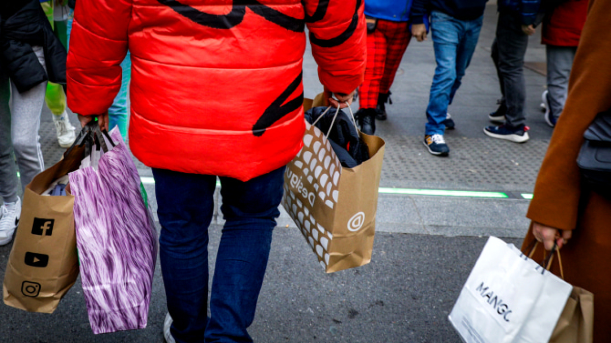 Una persona amb bosses.