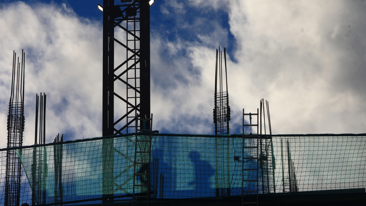 La construcció i la fórmula dels desplaçats focalitzen els problemes.