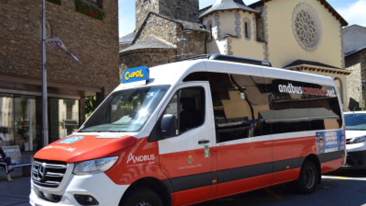 Bus comunal