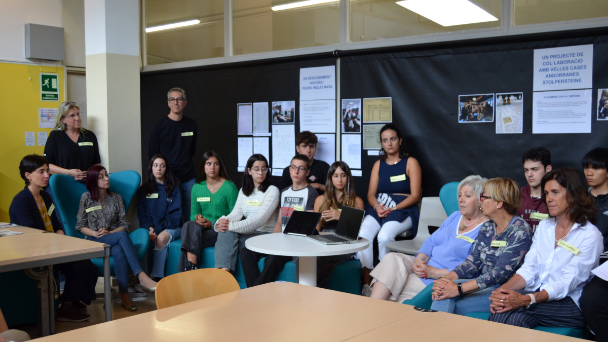 Presentació del projecte de memòria històrica elaborat per l’alumnat.