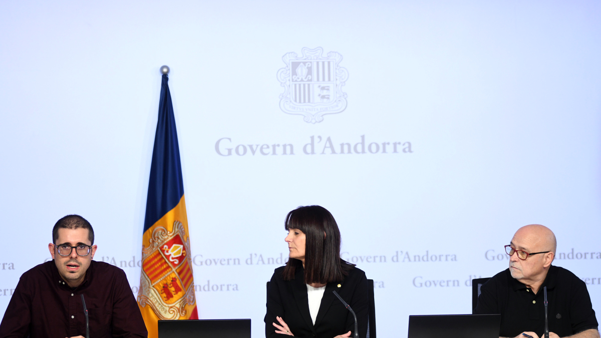 Vergés i la ministra de Cultura, Mònica Bonell.