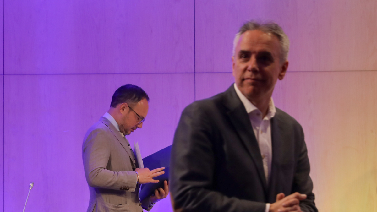 Espot i Hidalgo abans de la roda de premsa d'aquest dijous