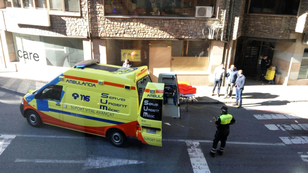 Una ambulància del SUM.