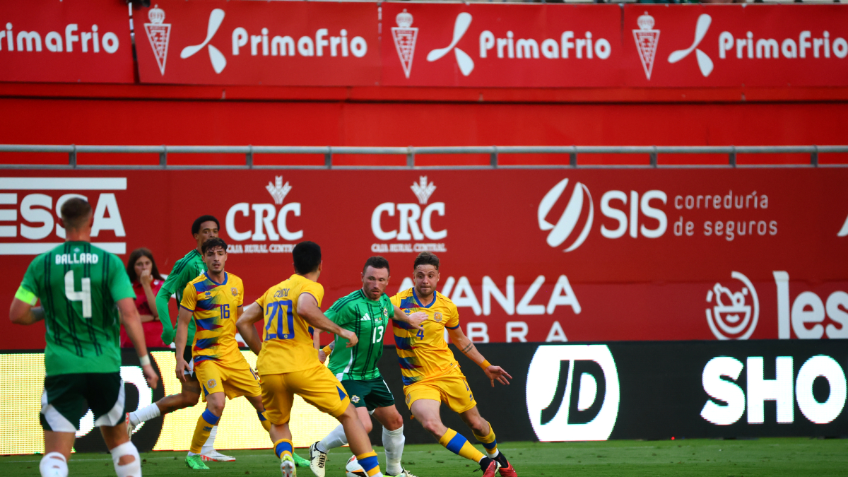 Un instant del partit celebrat ahir a Múrcia.