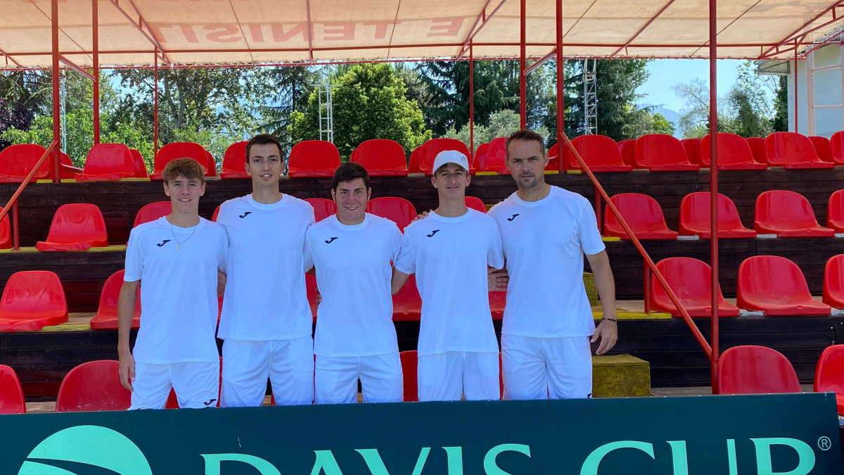 L’equip nacional de la Copa Davis a Tirana.