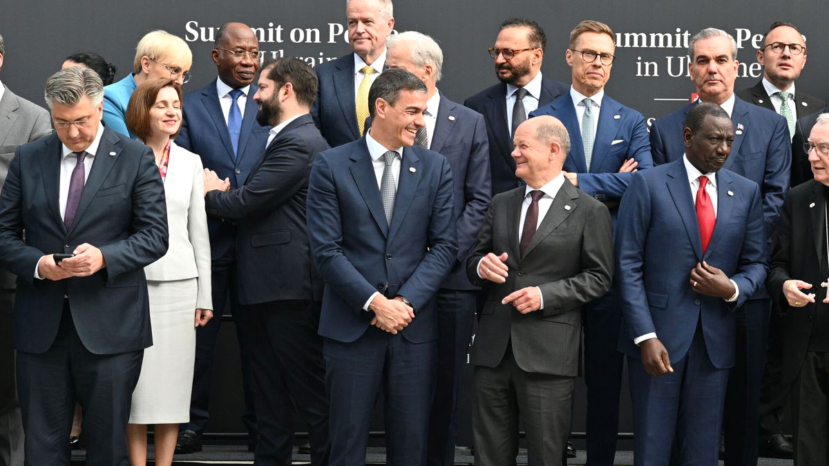 Espot, a Suïssa amb altres mandataris.