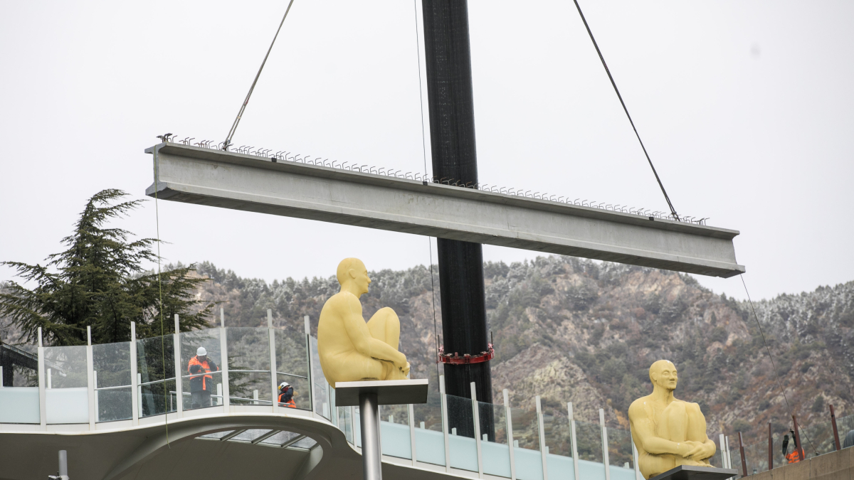 Obres de construcció del viaducte de doctor Vilanova.
