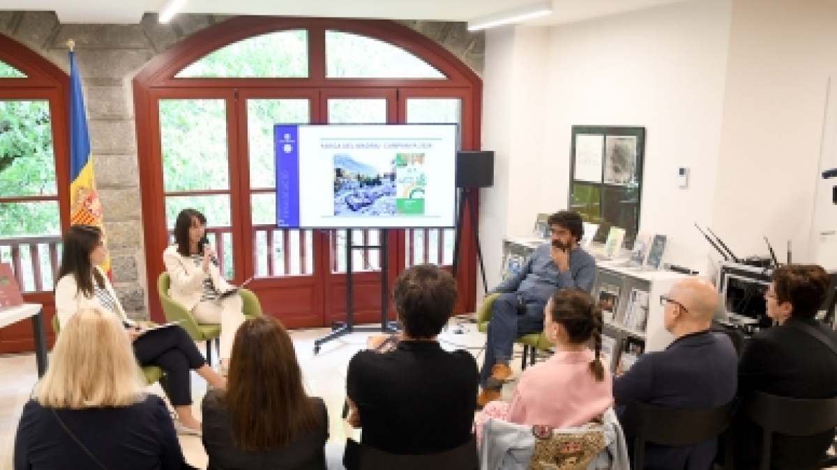 La presentació del projecte d’intervenció sobre la Farga del Madriu pel 2024 que ha tingut lloc aquest dilluns.