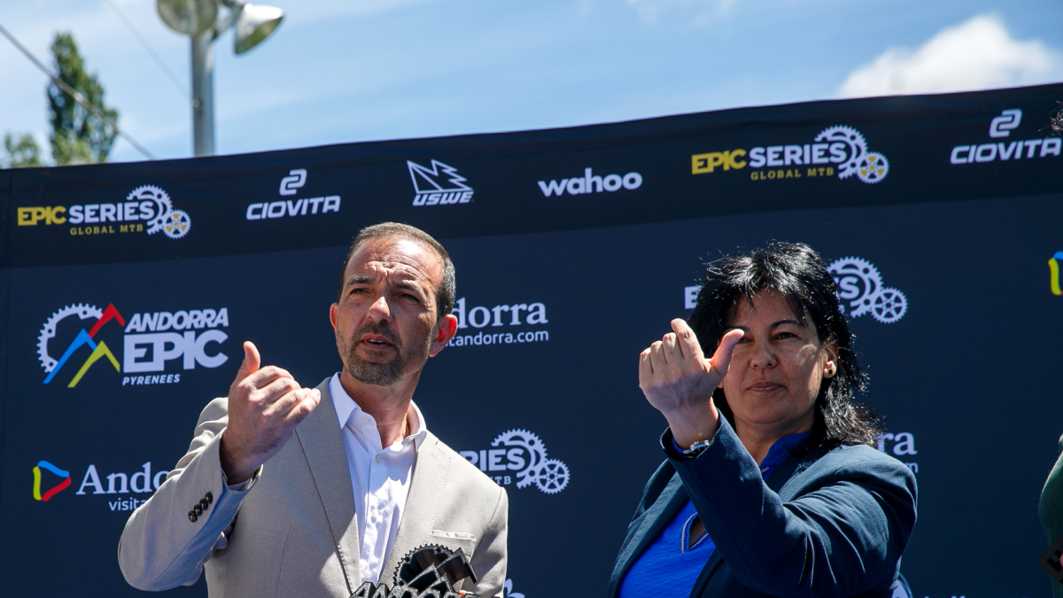 Jordi Torres i Eva Sansa durant la presentació.