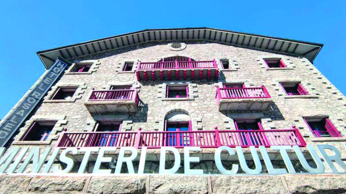 L’edifici del ministeri de Cultura.