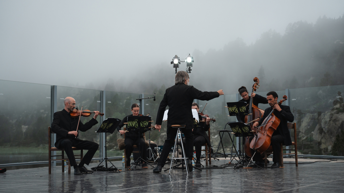 El quintet de corda de l'ONCA interpretant un programa format per peces relacionades amb la natura.