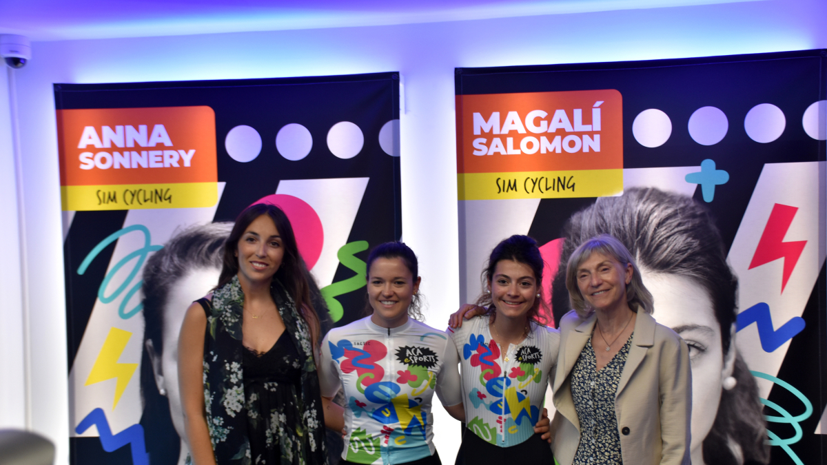 Anna Sonnery i Magalí Salomon són les dues atletes que competeixen en el Sim Cycling.
