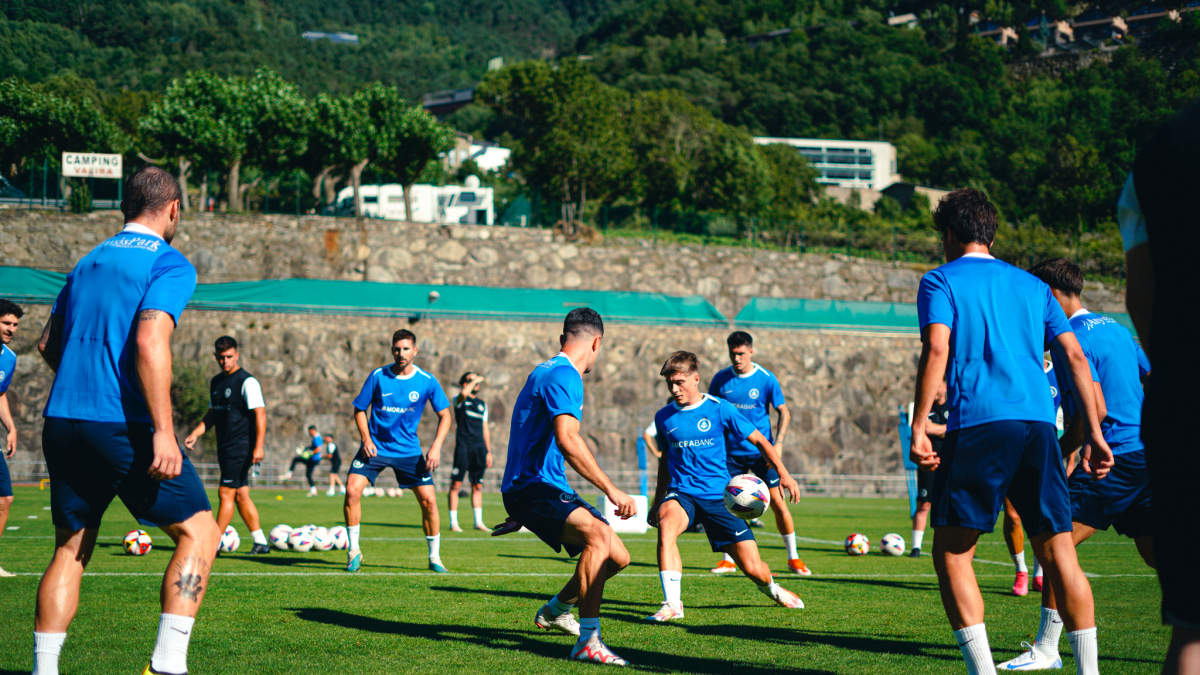 Entrenament dels tricolors al Comunal.