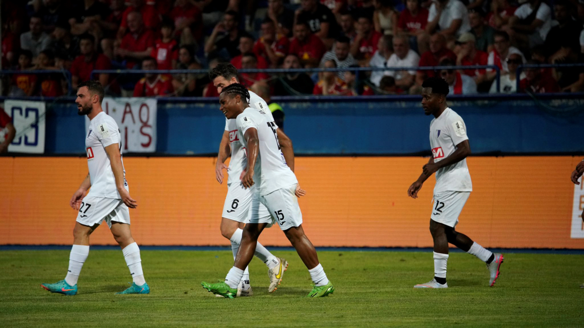 Els jugadors escaldencs celebrant el gol de Joanet que va suposar el 0 a 1.