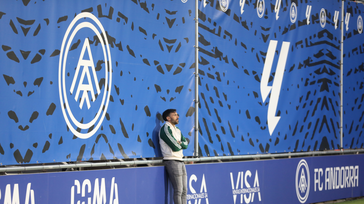 El logotip de LaLiga, a la dreta.