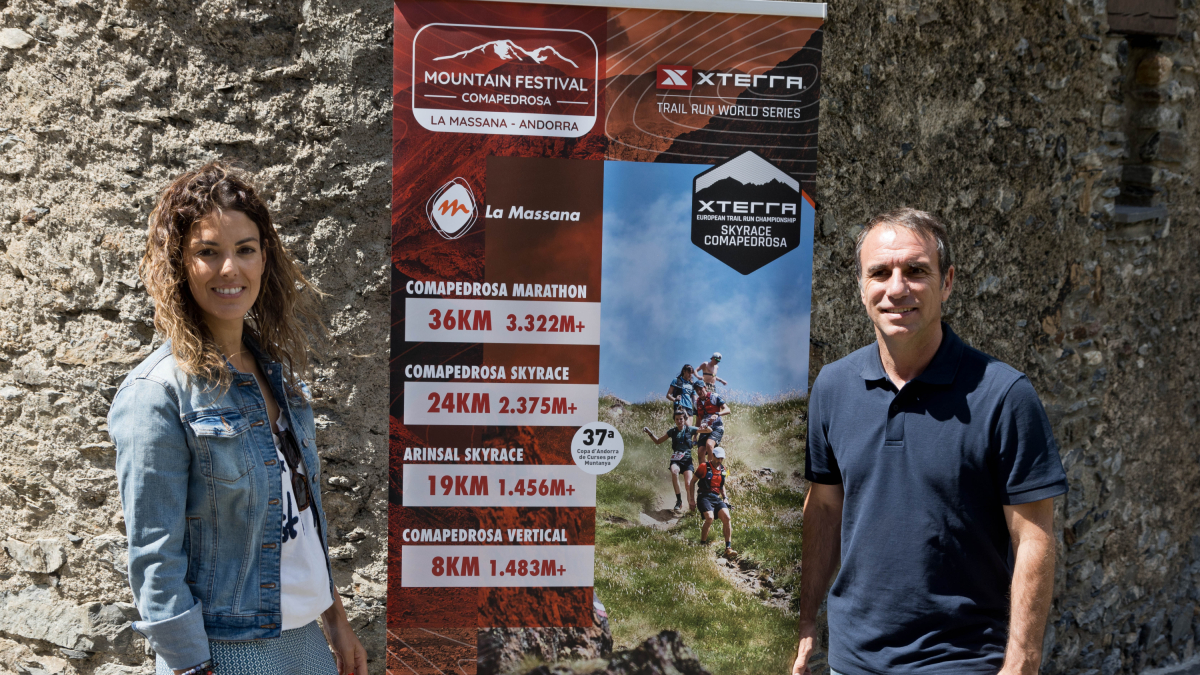 Mònica Solé i Albert Balcells, han presentat la SkyRace Comapedrosa
