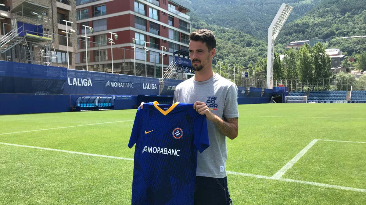 Erik Moran presentat com a nou jugador del FC Andorra