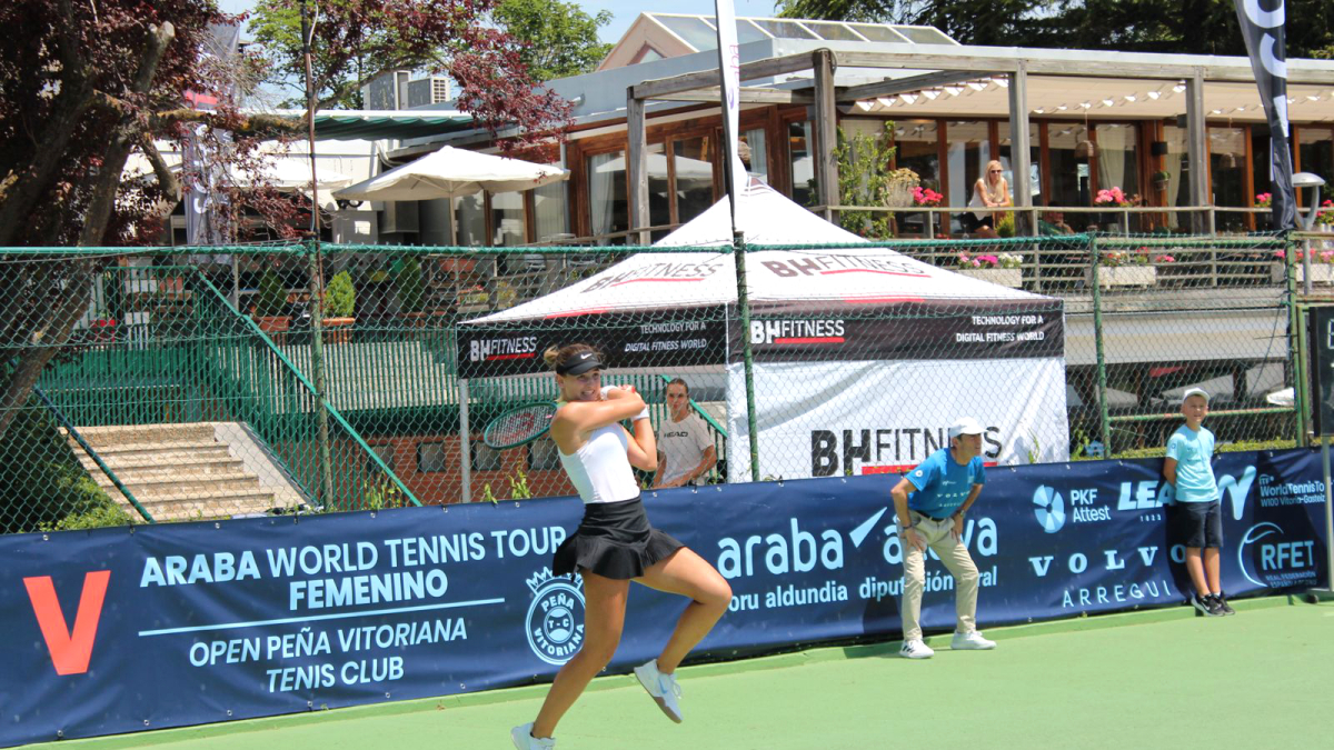 Vicky Jiménez, en un moment de la semifinal davant Ponchet.