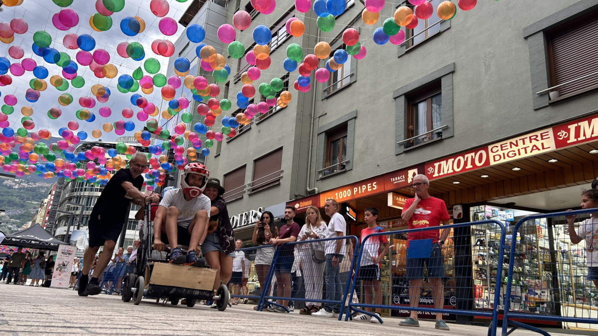 La demostració d'andròmines que ha tingut lloc aquest dijous a l'avinguda Meritxell.