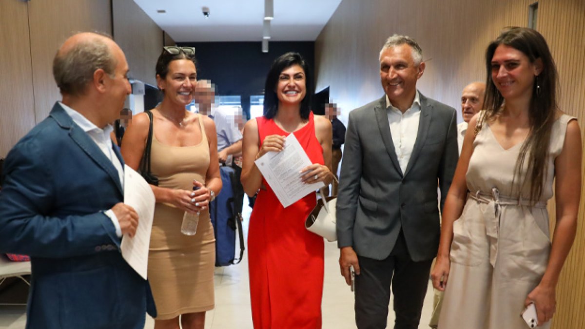 Montaner amb els consellers d’Andorra Endavant i el seu advocat.