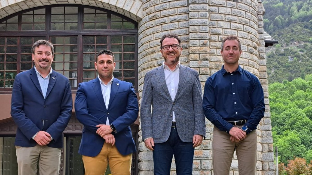 Els assistents a la reunió.