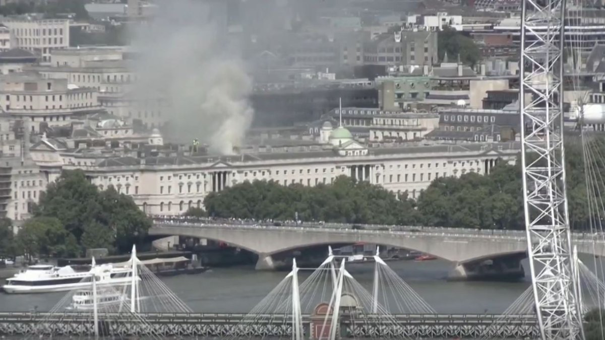 Incendi a la Somerset House de Londres