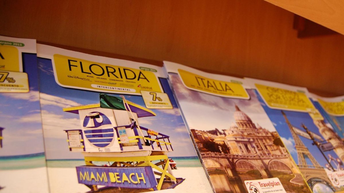 Fulletons informatius de destinacions de viatges