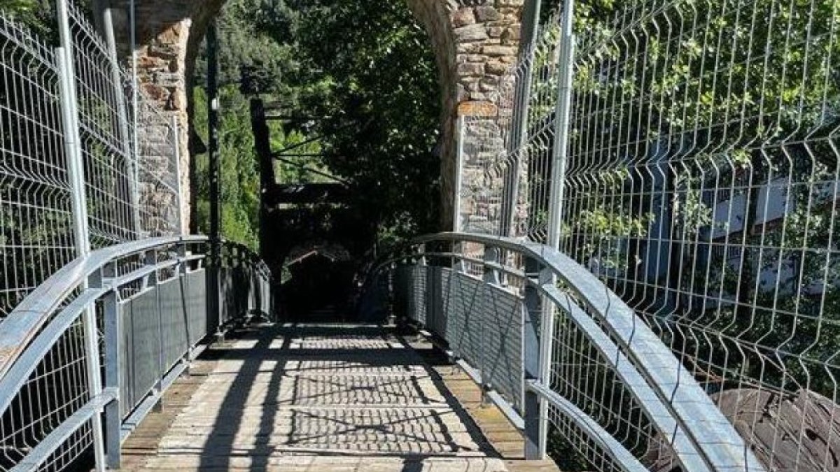 Passarel·la de la Mola