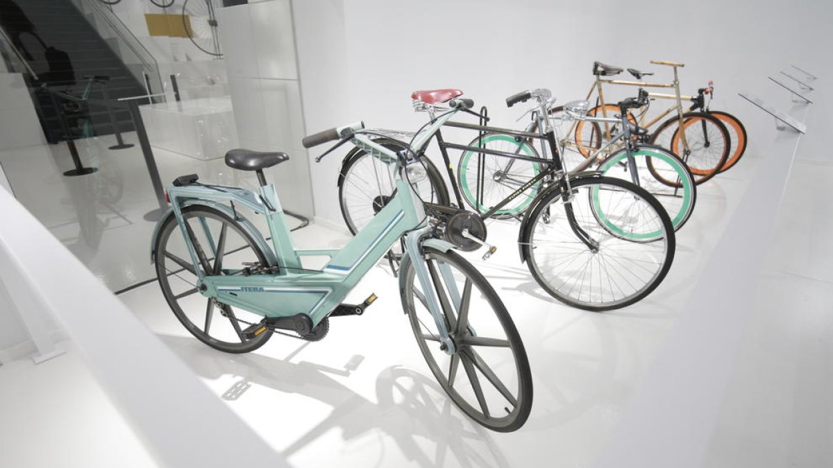 Algunes de les bicicletes del Bici Lab.