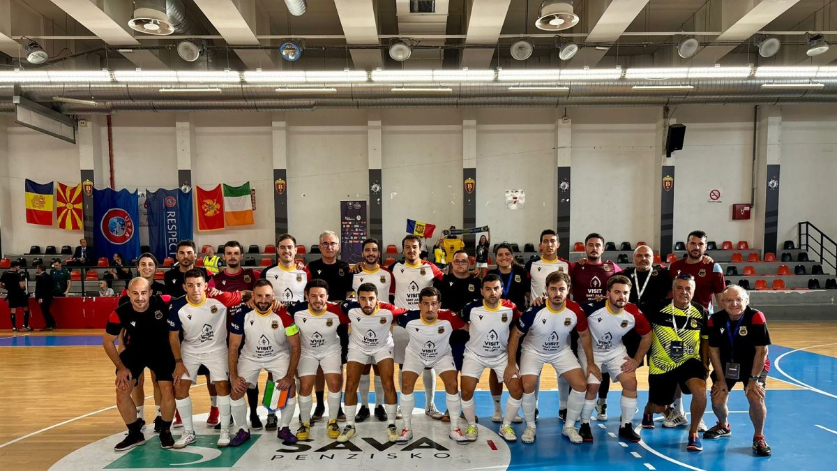 Els jugadors abans del partit.