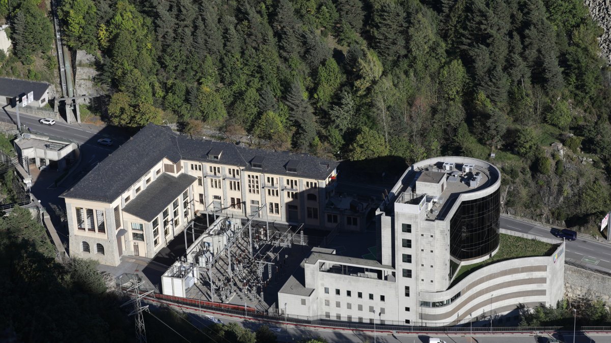 Vistes aèries de l’edifici de FEDA.