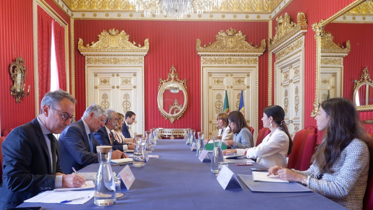 La reunió de treball de les dues delegacions a principis del mes de setembre
