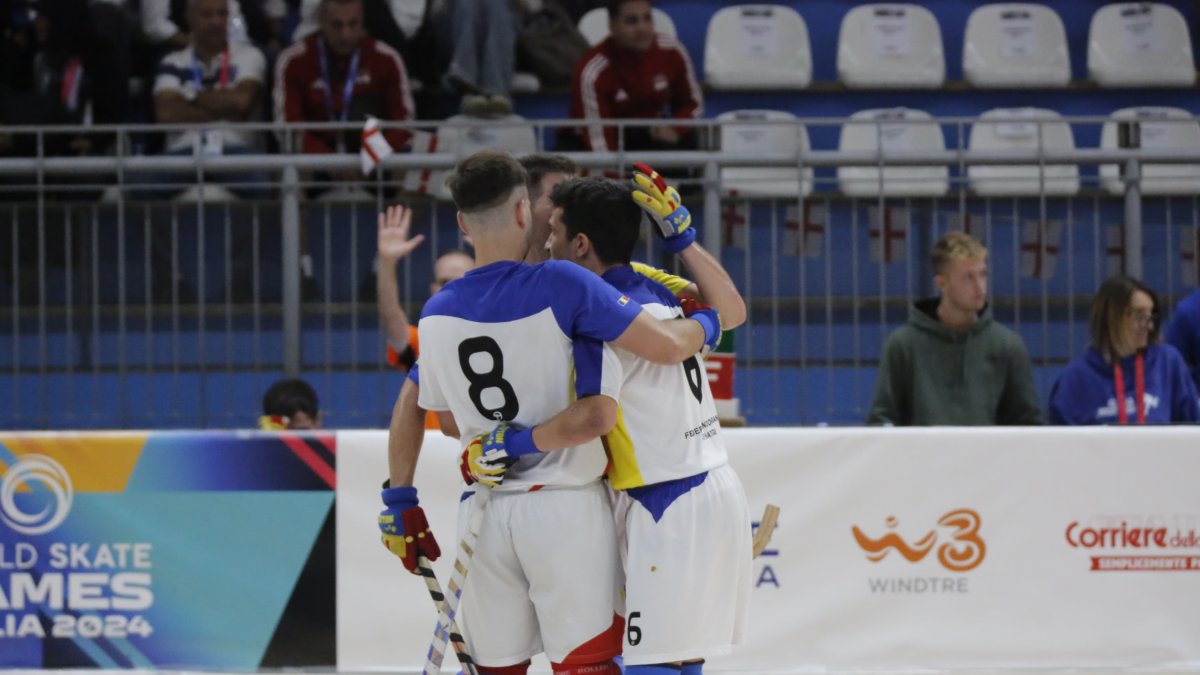 Els jugadors andorrans celebrant un dels gols.