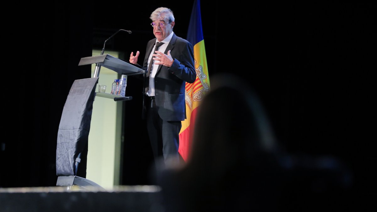 Ladis Baró en la inauguració del Curs Escolar 24-25