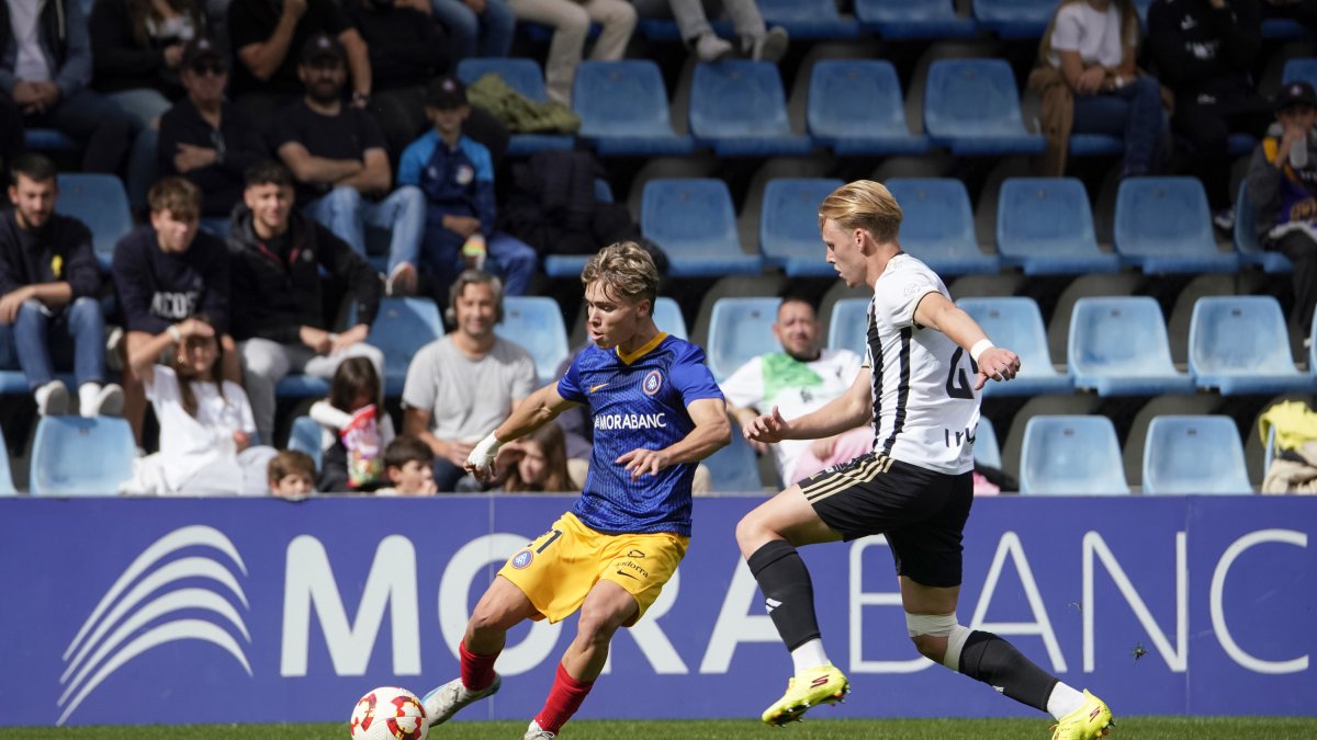 Josep Cerdà durant el partit contra el Real Unión.