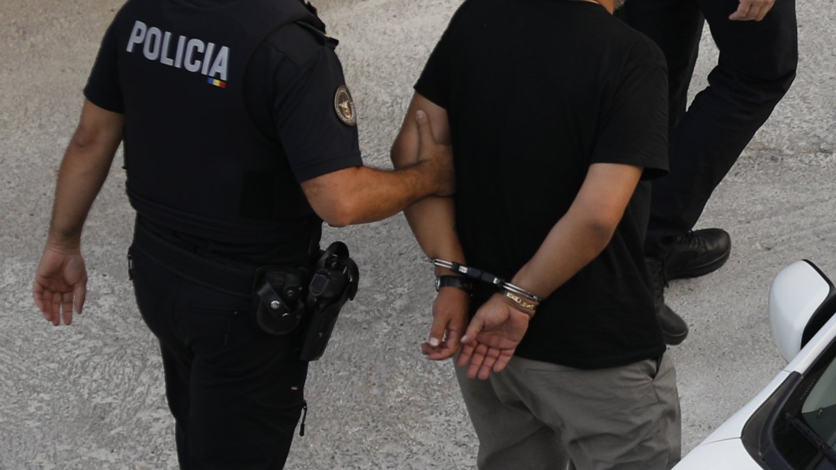Detenció d’un home.