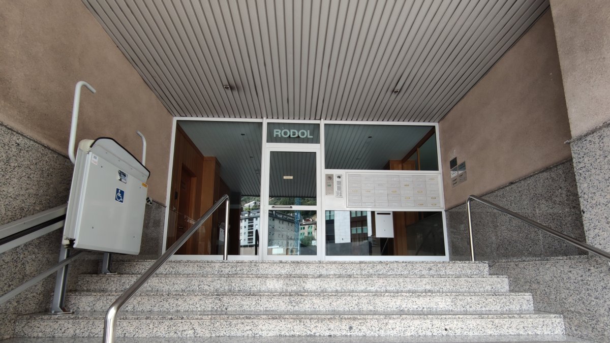 Entrada edifici Ròdol