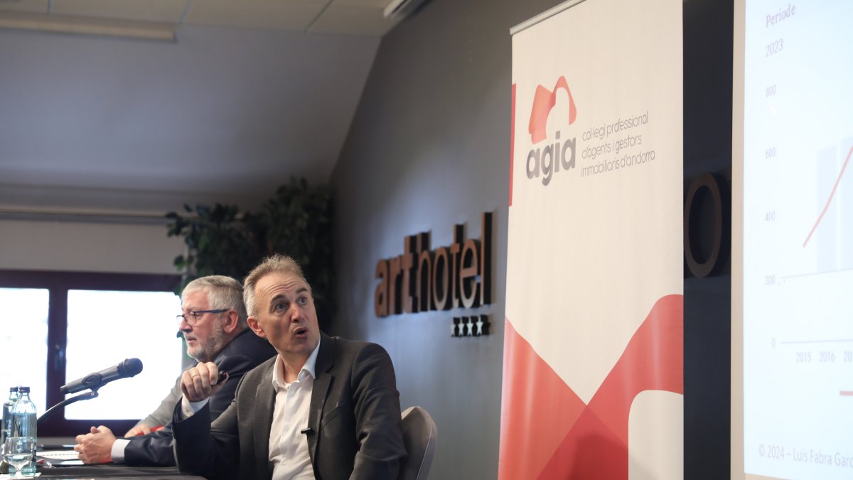 Fabra i Casellas a la presentació de l'estudi