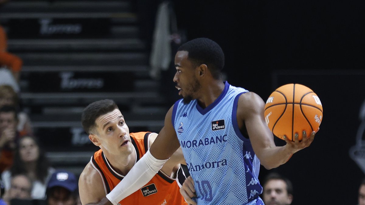 Jerrick Harding, MVP del partit a la Fonteta