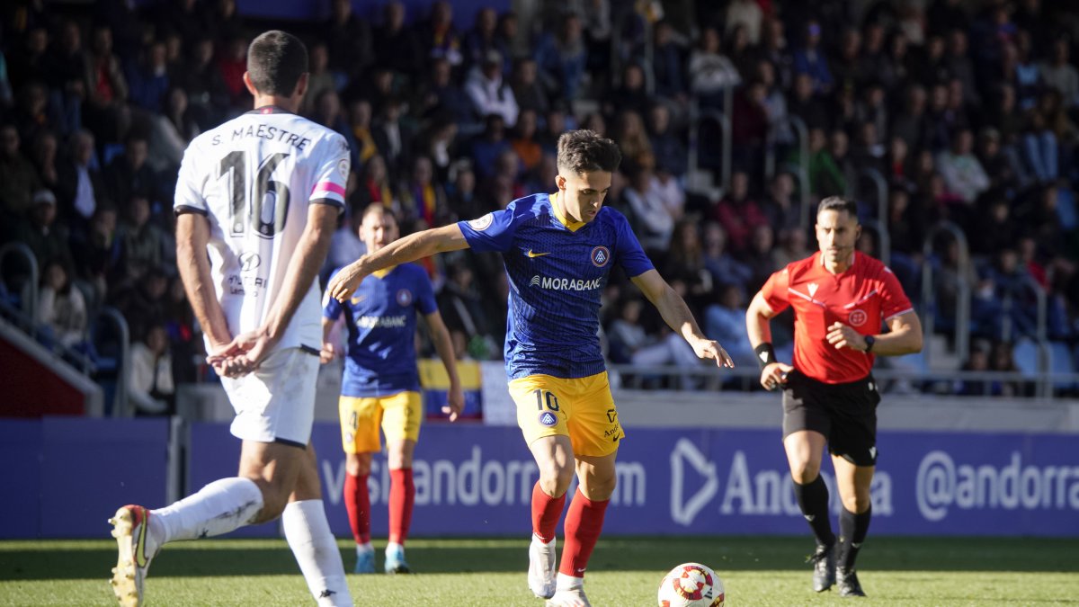 Álvaro Martín, en una acció del darrer partit.
