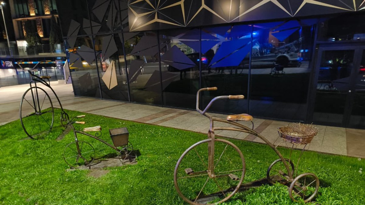 La bicicleta al seu lloc altre cop