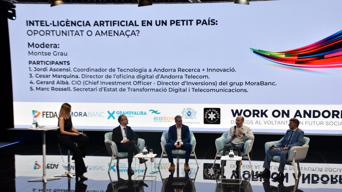 El col·loqui 'Intel·ligència artificial en un petit país: Oportunitat o amenaça'