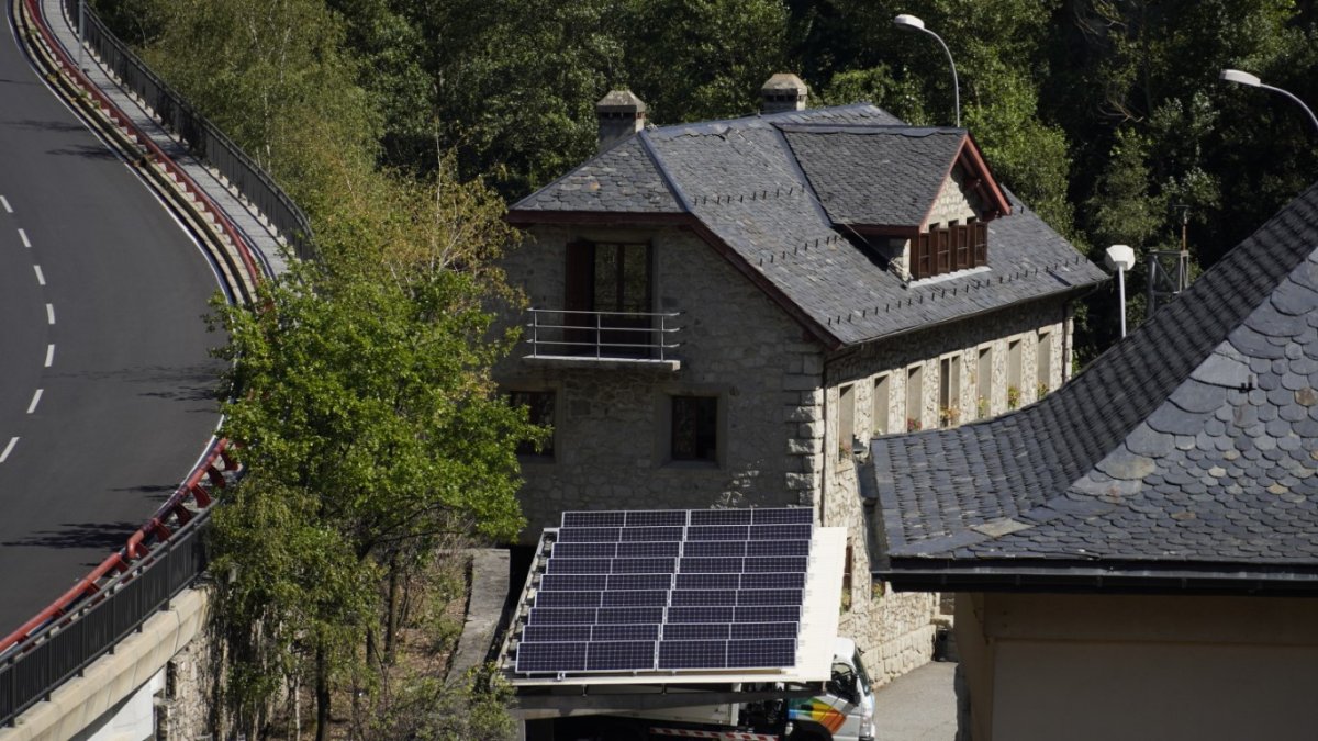 Les instal·lacions fotovoltaiques ajuden a reduir emissions de gasos amb efecte d'hivernacle