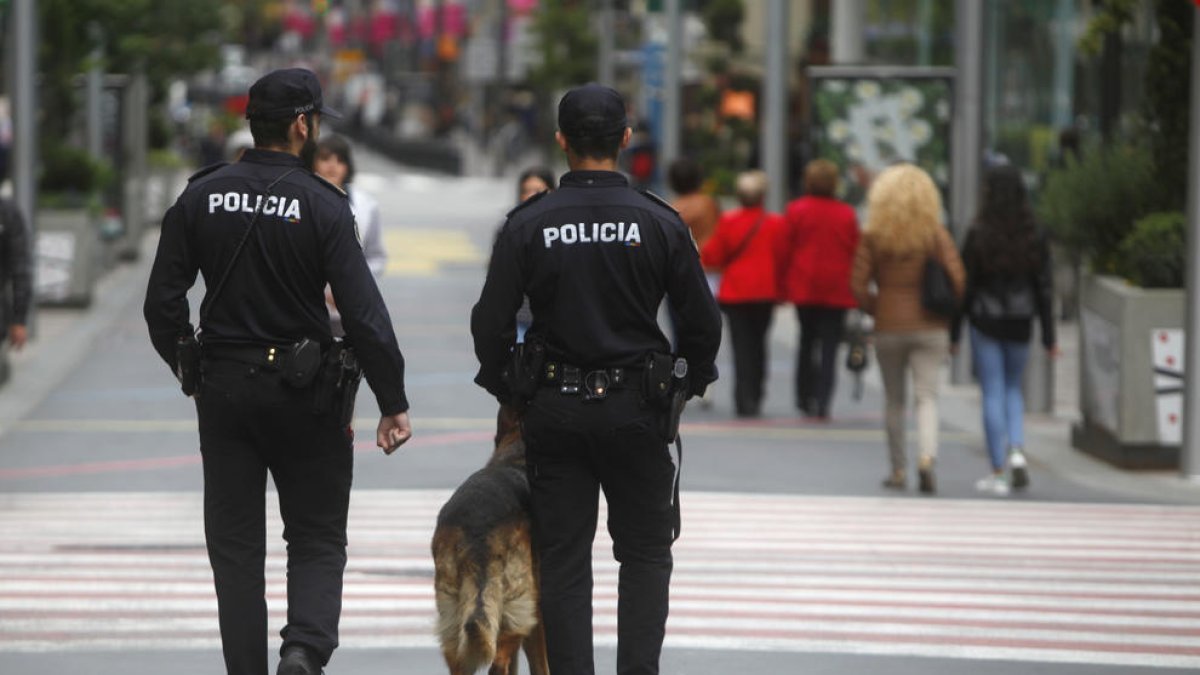 Agents de la policia.